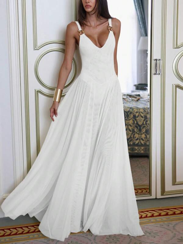 A Long, Double-Layered Mesh A-Line Dress With A Vacation Style