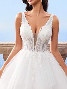Elasola HEARBOBO 夏季深V领白色蕾丝贴花订婚优雅A字教堂婚礼礼服新娘优雅 - 白色 - 查看 3