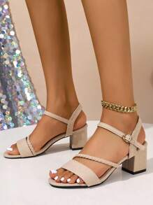 Sandálias de Salto Alto Bege para Mulheres, Salto Grosso de Tira Trançada Moda de Bico Redondo, Sandálias de Salto Alto Estilo Fada Elegante com Sola Macia para Uso Externo, Fivela de Tira Bege, Ideal para Festa, Banquete, Dança