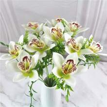 10 Sträuße mit künstlichen Outdoor-Blumen, realistische Phalaenopsis und kleine Kätzchen, lose künstliche Blumen, geeignet für die Dekoration von Innenhöfen, Gärten, Terrassen, Veranden, Wohnzimmern, Schlafzimmern, Büros, Hotels, perfekt als Muttertags-, Geburtstags-, Verlobungs- oder Brautstrauß-Geschenk, für den Innen- und Außenbereich ganzjährig dekorativ