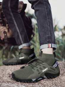 Nuevos zapatos deportivos para exteriores para adolescentes, botas de senderismo para niños, suela de goma antideslizante, malla tejida transpirable, suela y Top suaves, zapatos de trekking para niños