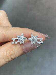 1 Pair Diamond Earrings, Unique Design Cubic Zirconia Comet Star 925 Silver Star Stud Earrings, Suitable For Daily Wear And Dates