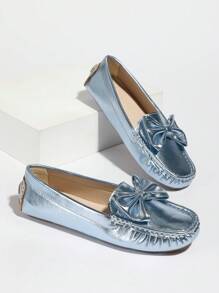 Nuevos mocasines planos versátiles y casuales para mujer con decoración de lazo, zapatos de oficina con slip-on de moda color burdeos
