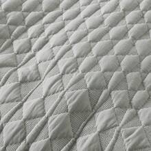 Dark Grey Quilt King Size Bedding Sets With Pillow Shams, Lightweight Soft Bedspread Coverlet, Quilted Blanket Thin Comforter Bed Cover, All Season Spring Summer, 3 Pieces, 104x90 Inches - 淺灰色 - 查看 7