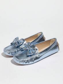 Nuevos mocasines planos versátiles y casuales para mujer con decoración de lazo, zapatos de oficina con slip-on de moda color burdeos