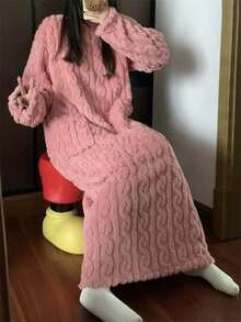 1pc Women Coral Fleece Full Length Robe, Warm Bathrobe For Outdoor Or Dormitory Use, Ankle Length, Autumn/Winter Back To School - Pink - View 1