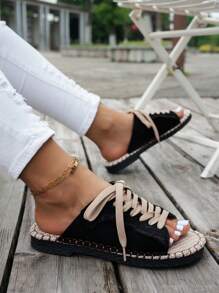 Sandalias planas de estilo bohemio y colorblock casual para el verano