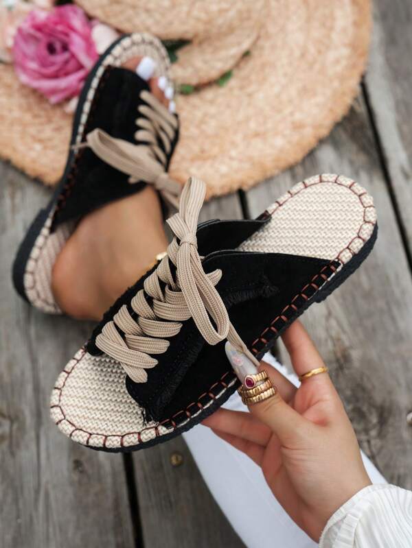 Sandalias planas de estilo bohemio y colorblock casual para el verano
