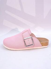 Un paio di pantofole di moda unisex per bambini, di colore unito, traspiranti, leggere e versatili, adatte sia per l'interno che per l'esterno, spiaggia, adatte per tutte le stagioni