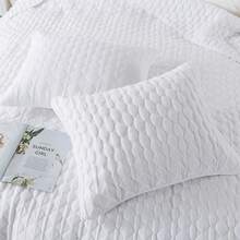 Dark Grey Quilt King Size Bedding Sets With Pillow Shams, Lightweight Soft Bedspread Coverlet, Quilted Blanket Thin Comforter Bed Cover, All Season Spring Summer, 3 Pieces, 104x90 Inches - 白色 - 查看 5