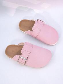 Un paio di pantofole di moda unisex per bambini, di colore unito, traspiranti, leggere e versatili, adatte sia per l'interno che per l'esterno, spiaggia, adatte per tutte le stagioni