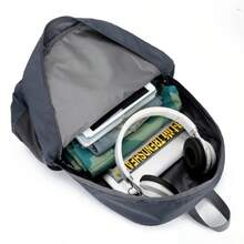 轻便可折叠涤纶背包 | 透气大容量包，适合旅行、徒步旅行和露营。户外探险旅行包、徒步旅行装备、多功能通勤和运动包