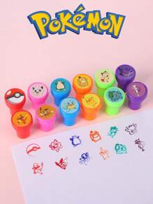 pokemon Pack de 24/12 tampons auto-encreurs de jouets de dessin animé Pokémon, 12 styles de motifs anime mignons, fournitures de scrapbooking pour le dessin DIY et la décoration d'album, excellent cadeau pour l'anniversaire, fête bonus