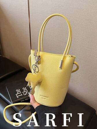 高档纯色简约女士手提包，时尚可爱大象吊坠装饰单肩包，休闲简约百搭可调节肩带斜挎包，大学生日常逛街旅行轻便收纳手提包