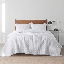 Dark Grey Quilt King Size Bedding Sets With Pillow Shams, Lightweight Soft Bedspread Coverlet, Quilted Blanket Thin Comforter Bed Cover, All Season Spring Summer, 3 Pieces, 104x90 Inches - 白色 - 查看 2