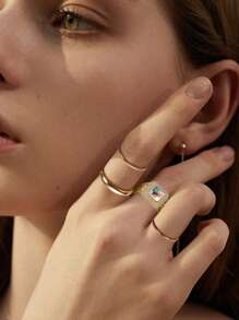 925er Sterling Silber quadratischer individuell bedruckter Foto-Ring - ein sentimentales und personalisiertes Geschenk für Liebhaber, Familie oder Freunde. Ideal für Jahrestage, Geburtstage, Valentinstag, Weihnachten oder andere denkwürdige Anlässe. Dieser Ring verfügt über einen quadratischen Fotorahmen mit funkelnden Details