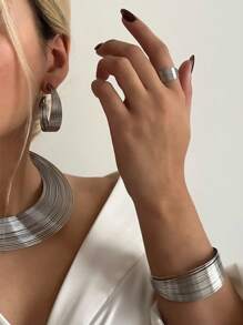 5pcs Set Exaggerated Minimalist Multi-Layer Hoop Earrings,Necklace,Bracelet Jewelry Set For Women, Suitable For Date, Holiday, Daily Wear, Gift