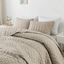 Dark Grey Quilt King Size Bedding Sets With Pillow Shams, Lightweight Soft Bedspread Coverlet, Quilted Blanket Thin Comforter Bed Cover, All Season Spring Summer, 3 Pieces, 104x90 Inches - 米色 - 查看 1