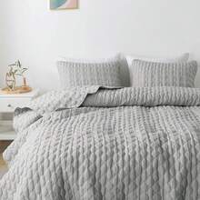 Dark Grey Quilt King Size Bedding Sets With Pillow Shams, Lightweight Soft Bedspread Coverlet, Quilted Blanket Thin Comforter Bed Cover, All Season Spring Summer, 3 Pieces, 104x90 Inches - 淺灰色 - 查看 3