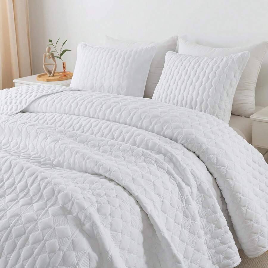 Dark Grey Quilt King Size Bedding Sets With Pillow Shams, Lightweight Soft Bedspread Coverlet, Quilted Blanket Thin Comforter Bed Cover, All Season Spring Summer, 3 Pieces, 104x90 Inches - 白色 - 查看 1