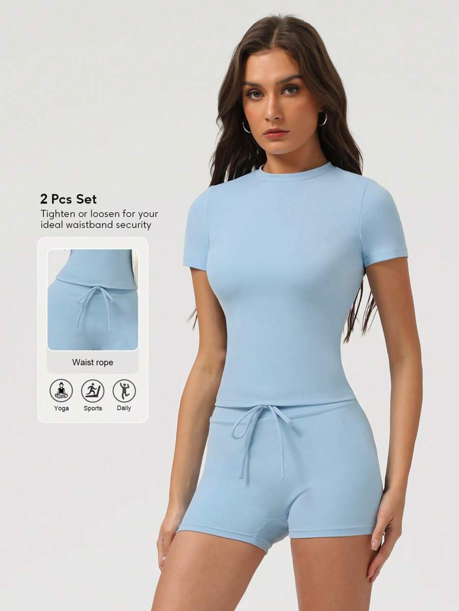 Sodalemon 2 buc/Set femei Fitness Gât turnut Culoare uni Tricou antrenament și pantaloni scurți cu șnur Yoga Casual Ciclism Alergare Costum sport