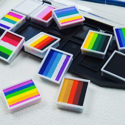 12-facks vattenbaserad akvarellfärgspalett, stor kapacitet, enkel rengöring, bra pigmentering, löstagbara sektioner, lämplig för scenframträdanden, festivaler och kostymkonvent, ansiktsmålning