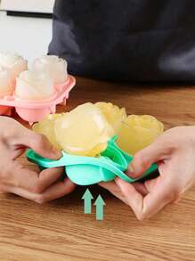1 stampo per cubetti di ghiaccio a forma di rosa in silicone, stampo per cubetti di ghiaccio a forma di rosa a 4 celle per creme gelate, stampo per rose tridimensionali, accessorio da cucina per ristoranti, stampo per cubetti di ghiaccio per cortile domestico, picnic all'aperto e campeggio, vassoio in silicone per whisky e cocktail, adatto per la preparazione di bevande fredde, succhi, caffè e dessert, accessorio da cucina estivo