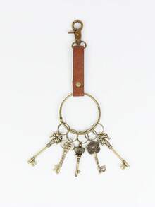 1 Set Magic Key, Gringotts Bank Vault Key With Medieval Vintage PU Leather Keychain, Viking Cosplay Prop, LARP (Live Action Role-Playing) Accessory - A - View 13