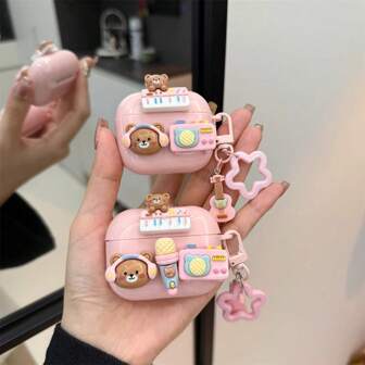 1 pieza Estuche suave y a prueba de golpes con diseño de oso de música rosa de dibujos animados + Llavero con forma de guitarra y estrella / 1 pieza Estuche a prueba de golpes con diseño de oso beige y estrella + Estuche para auriculares Bluetooth con colgante de campana en forma de estrella compatible con Apple 1st/2nd/3rd/Pro/Pro 2nd Generation, diseño creativo