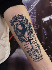 1Pc Fake Tattoo Temporary Tattoos Semi Permanent Tattoo Jesus Western Pattern Waterproof Sweatproof Last For 1-2 Weeks Realistic Herbal Juice Anti-Friction Non-Reflective Black For Woman And Men Tattoo Stickers For Arm, Chest - Black - View 3