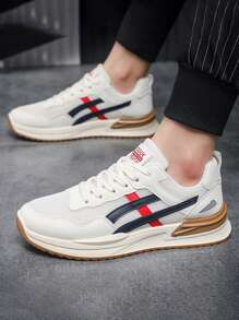 Zapatos versátiles para patinaje del otoño 2025 para hombres, zapatillas deportivas casuales de malla, zapatillas chunky y gruesas para correr, zapatos deportivos de malla transpirable y de moda para hombres