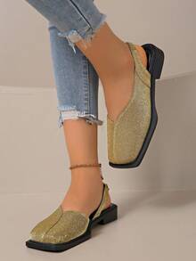 Damen Elastische Slip-On Quadratische Zehenriemchen Sandalen - Frühling/Herbst Geschlossene Zehe Flach mit Glitzer Stoff Glänzend Gold Obermaterial, Bequeme Gummisohle und Knöchelriemen - Lässig & Formell Doppelnutzung, Alltäglicher Gebrauch, Modisch und langanhaltend Rutschfeste Schuhe