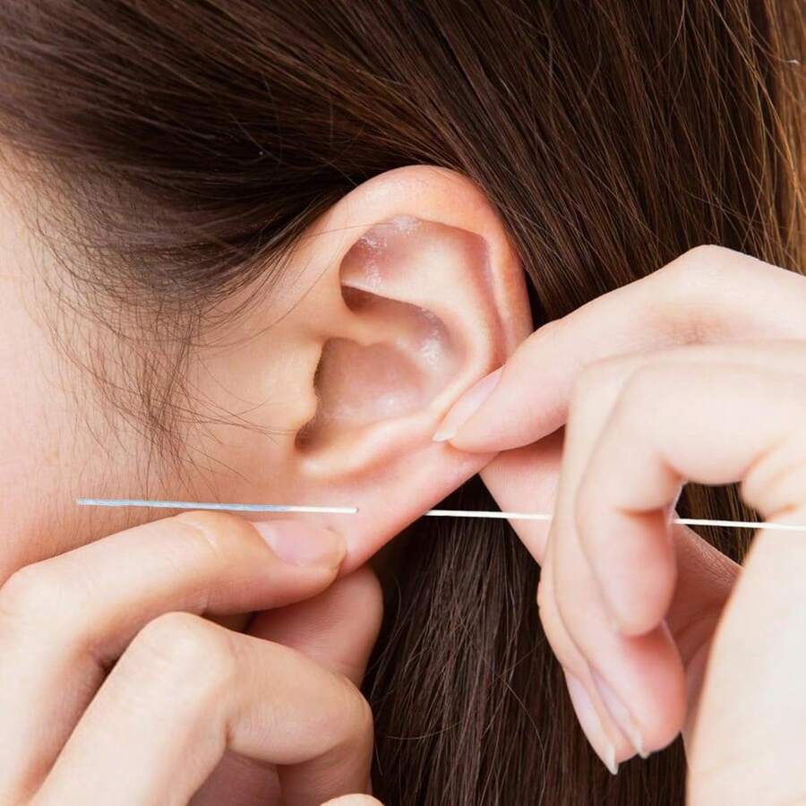 180 Pcs Piercing Cleaner Floss Disposable Piercing Hole Cleaner Ear Hole Cleaner Ear Piercing Care Cleaning Tool Ear Hole Cleaning Line Aftercare Earring Hole Cleaner Odor Removal Ear Care (Blue) Hot-Selling Goods