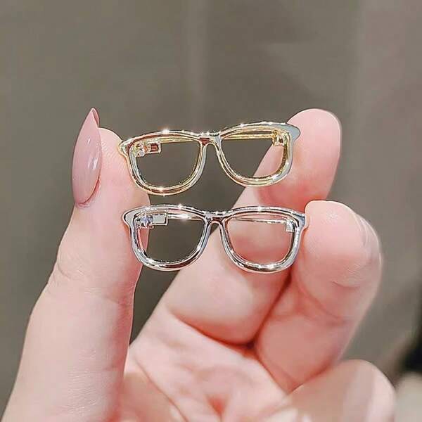 Un novedoso botón y broche de mujer, broche para gafas, de material de aleación, accesorios de empaquetado de vestidos de moda y creativos, broche de gafas suave, pasador multifuncional, accesorios decorativos para ropa