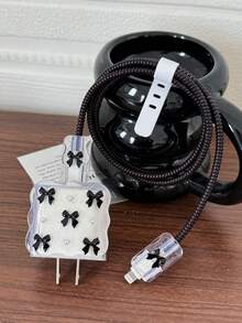 5件套黑色蝴蝶结白色珍珠设计充电配件套装（20W/18W），包括充电线保护套、充电器头保护套、兼容充电线保护套、充电器配件、手机配件 - 黑色 - 查看 3