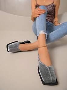 女士弹力一脚蹬方头凉鞋 - 春/秋季包头平底鞋，采用闪光面料鞋面、舒适橡胶鞋底和脚踝支撑带 - 适合休闲和正式穿着，时尚耐用的防滑设计 - 灰色 - 查看 8