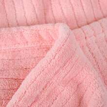 1 Stück Coral Fleece V-Ausschnitt Bademantel, bequemer Freizeitmantel mit Taschen, unisex Nachtwäsche für den Schulstart