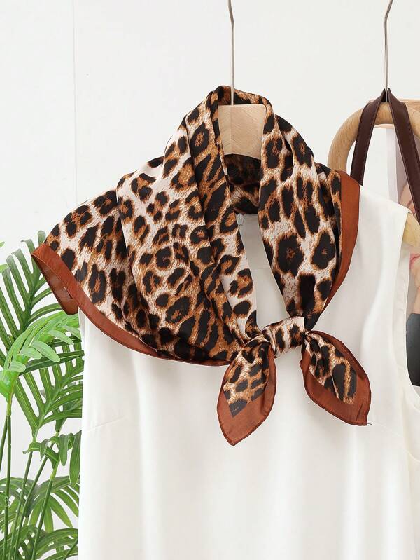 1 Peça Echarpe Quadrada Decorativa de Seda Sintética Elegante com Estampa de Leopardo Feminina, Lenço para o Pescoço de 70cm
