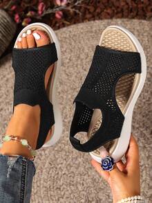 Sandali piatti da donna novità estate 2025, sandali da donna slip-on, scarpe casual versatili e alla moda per donne, sandali piatti da donna da esterno e spiaggia, sandali da donna per vacanze, semplici sandali da studente per donne, sandali sportivi da donna - nero - Visualizzare 1