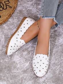New Hollow Out Sandals For Women, Fashion Ventilated Slip On Flat Shoes, Non-Slip Casual Comfort Lace Decor Shoes, Suitable For All Seasons, White And Beige Colors - White - View 2