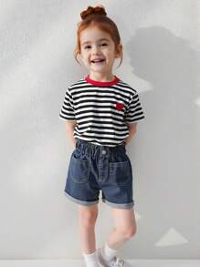 2 pezzi/set maglietta a maniche corte a righe a forma di cuore e pantaloncini di jeans per ragazze, adatto per l'estate