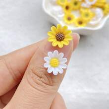 60 件橙色和白色树脂平底向日葵美甲装饰，适用于美甲、婚礼、剪贴簿、珠宝工艺品和配饰
