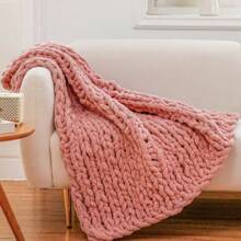 1Pc Chunky Knit Throw Blanket Measuring 40*52Inch, Made With Thumb Yarn Suitable For Arm Knitting, Knit Throw Is Perfect For Livingroom Decor Or Bohemian Styling. It Features A Thick Yarn Knit Blanket Suitable For Sofas Or Beds (Multicolor)