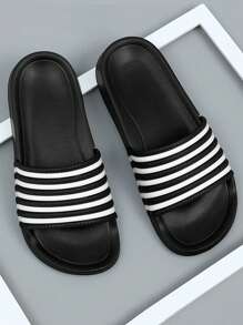 Größe Sommer 40-48 Herren Hausschuhe Outdoor Bequeme Herren Freizeitschuhe Leicht Rutschfest Hausschuhe für Zuhause Strapazierfähig Atmungsaktiv Herren Sandalen Outdoor Alltäglicher Gebrauch Herrenschuhe (asymmetrisches Muster)