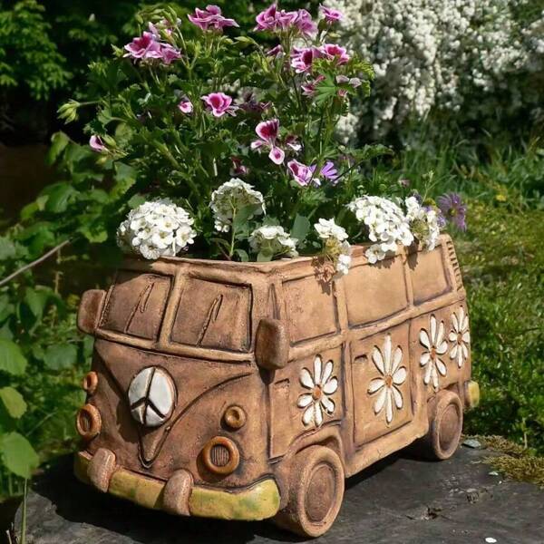 1pc Vintage Hippie Carriage Resin Planter, Outdoor Garden Statue Creative Indoor And Outdoor Decorative Planter Ornament, Charming Home And Garden Decoration, Ideal Valentine's Day Gift For Car Enthusiasts And Gardening Lovers