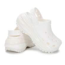 Crocs Zuecos perforados unisex, sandalias slip-on ligeras, cómodas chanclas casuales para interior/exterior, estilo n.º 207988-100 - Blanco - Ver 2