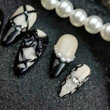 10pcs Hand-Pressed Fake Nails Black-And-White Artificial Nails, Temperament Armor With Bow, Fashion Almond-Shaped Artificial Nail Pieces, Exquisite Wearing Nail Paste Fake Nails, Suitable For Halloween And Other Parties.Nail Set,Press Ons Nail,Nails>Press On Nails,Uñas Postiza,Handmade Nails,Almond Nails,Fake Nail,Almond Nails,Press On Nails Almond - 黑與白 - 查看 4