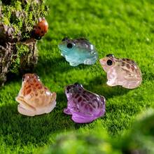 Set de 5 figuras de rana que brillan en la oscuridad - Decoración de resina vibrante para autos, jardines y terrariums - Multicolor - Ver 4