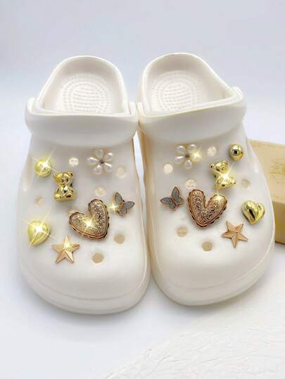 14 قطعة من القلب المرصع بالراين الذهبي، الدب، النجم، اللؤلؤ ABS، زهرة المرصعة بالراين البيضاء، فراشة بريقة كليبسات للأحذية DIY ديكورات، إكسسوارات متعددة الوظائف مناسبة لأحذية النساء والشبشب والحقائب الشاطئية، رائعة للأعياد والحفلات