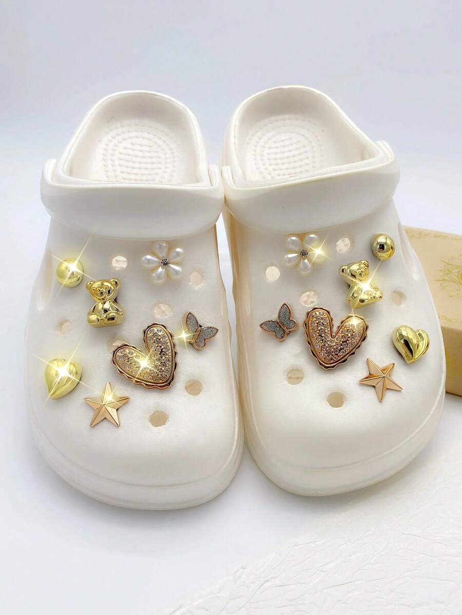 14 قطعة من القلب المرصع بالراين الذهبي، الدب، النجم، اللؤلؤ ABS، زهرة المرصعة بالراين البيضاء، فراشة بريقة كليبسات للأحذية DIY ديكورات، إكسسوارات متعددة الوظائف مناسبة لأحذية النساء والشبشب والحقائب الشاطئية، رائعة للأعياد والحفلات